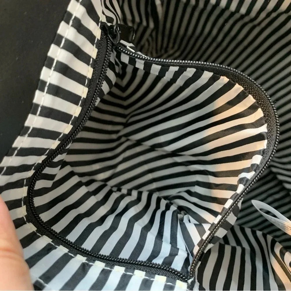 Givenchy parfums black tote  bag - Picture 8 of 9